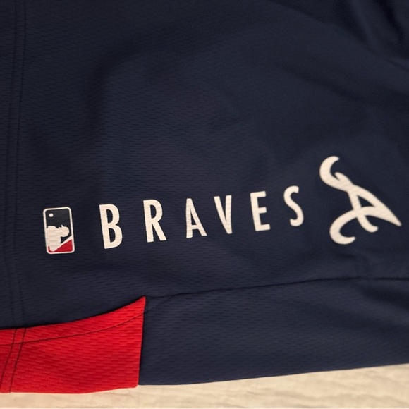 Atlanta Braves Nike Dri-Fit Shorts Size Small - Picture 2 of 7